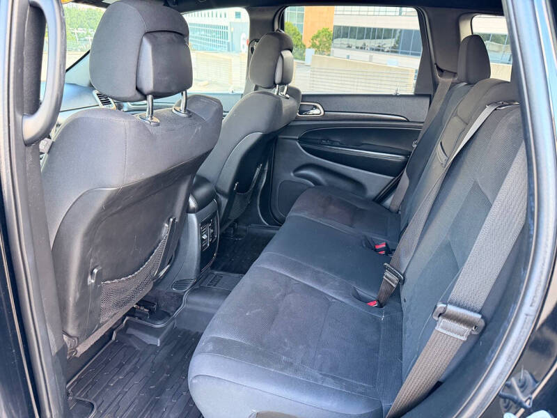 2017 Jeep Grand Cherokee Laredo