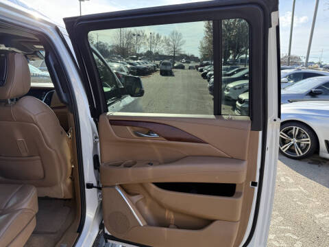 2017 Cadillac Escalade ESV Platinum