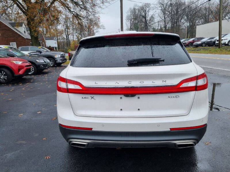 2016 Lincoln MKX Select