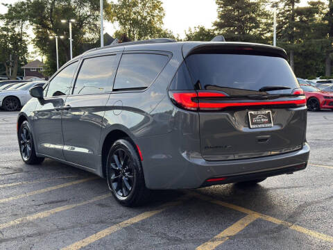 2021 Chrysler Pacifica Touring