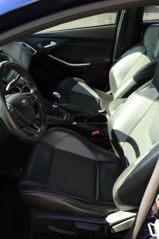 2017 Ford Focus ST