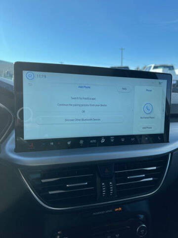 2025 Ford Escape Platinum