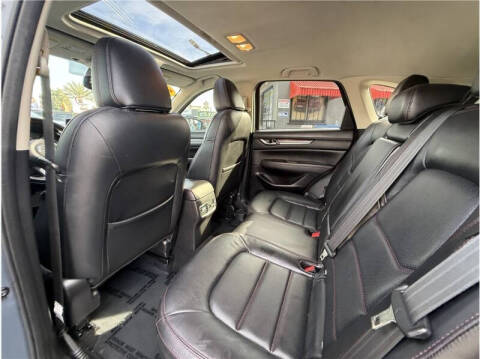 2021 Mazda CX-5 Carbon Edition