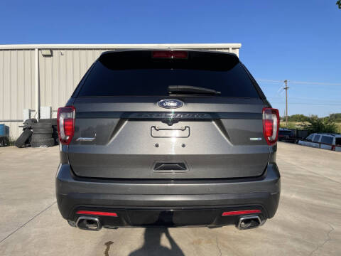 2016 Ford Explorer Sport