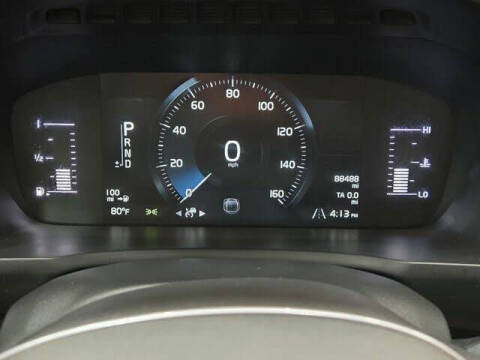 2019 Volvo XC90 T5 Momentum