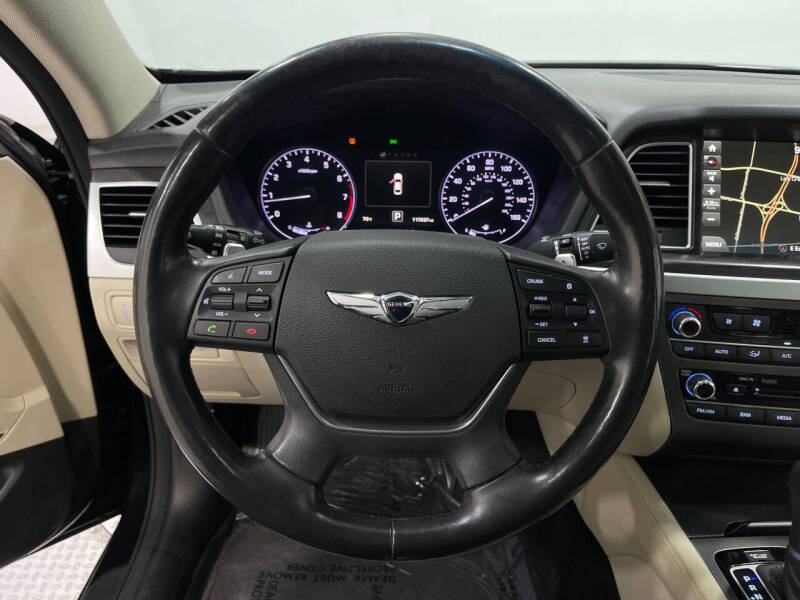 2017 Genesis G80