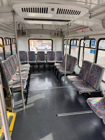 2013 Ford E-Series E-450 SD