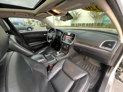 2020 Chrysler 300 Limited