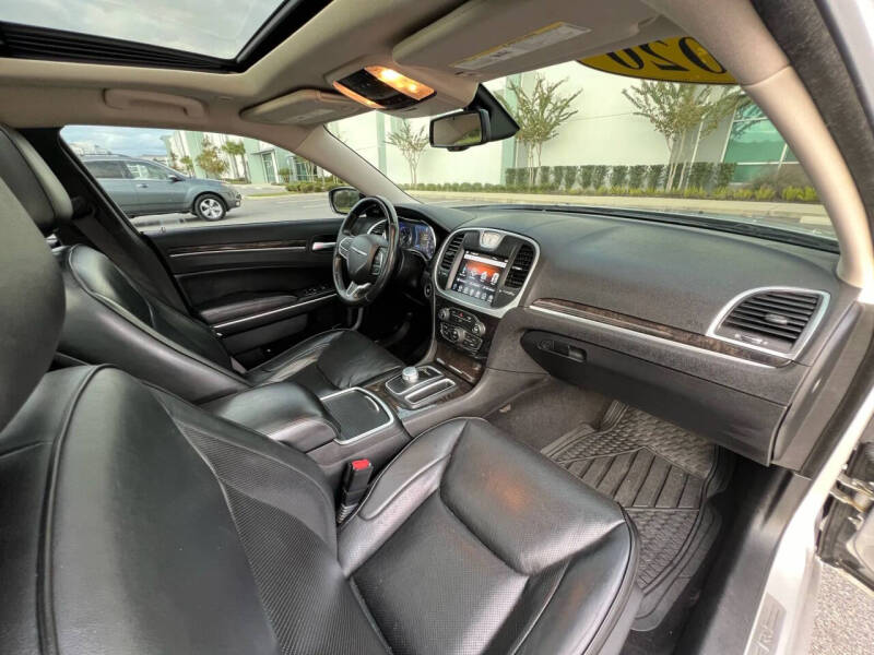 2020 Chrysler 300 Limited