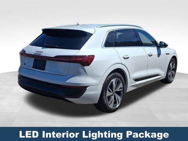 2024 Audi Q8 e-tron quattro Premium Plus