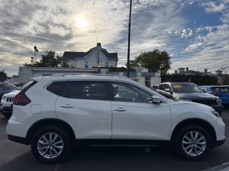 2018 Nissan Rogue SV