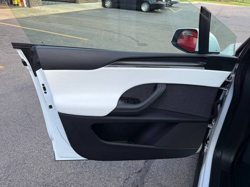 2022 Tesla Model X Plaid