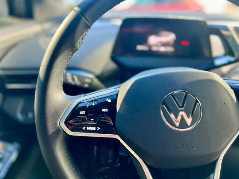 2023 Volkswagen ID.4 Pro