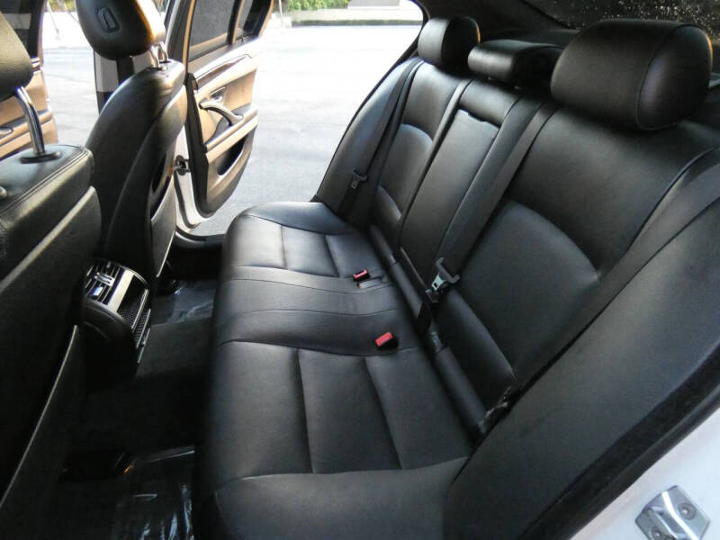 2015 BMW 5 Series 535i