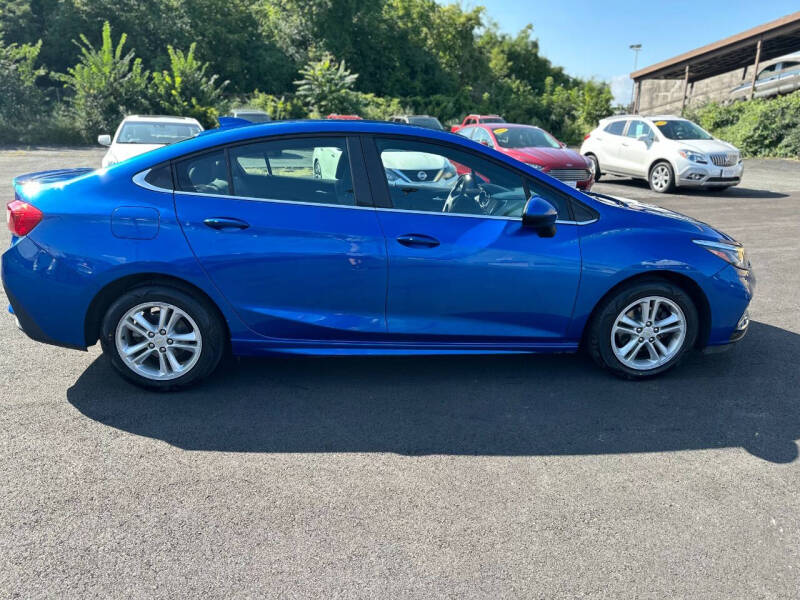 2017 Chevrolet Cruze LT Auto