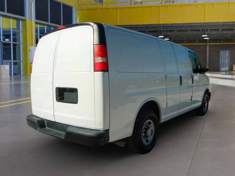 2018 Chevrolet Express 2500