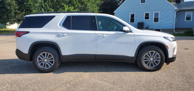 Used 2022 Chevrolet Traverse 1LT with VIN 1GNEVGKW4NJ192534 for sale in Milbank, SD