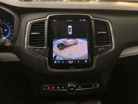 2023 Volvo XC90 B5 Core
