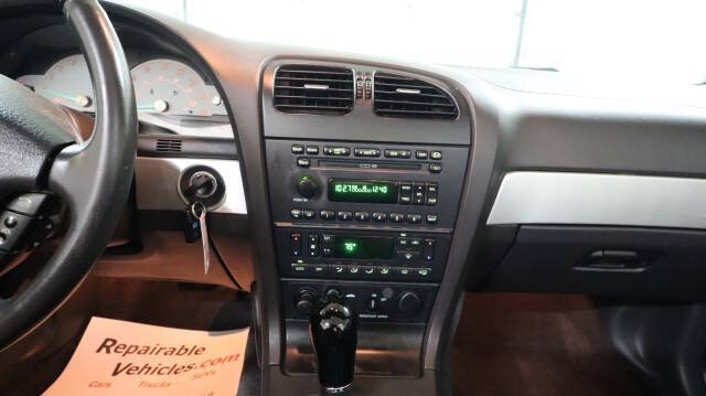 2002 Ford Thunderbird Deluxe