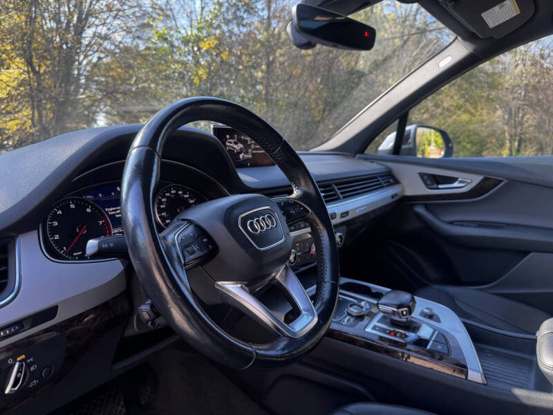 2017 Audi Q7 2.0T quattro Premium Plus