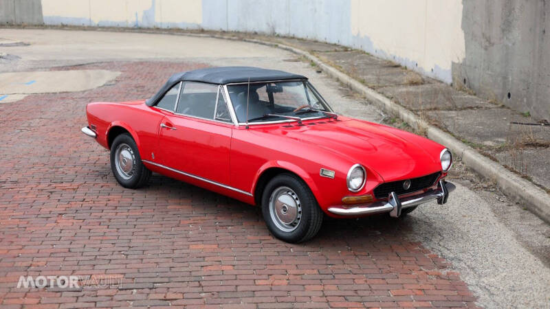 1973 FIAT 124 Spider