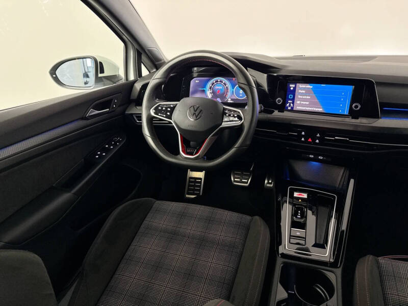 2024 Volkswagen Golf GTI S