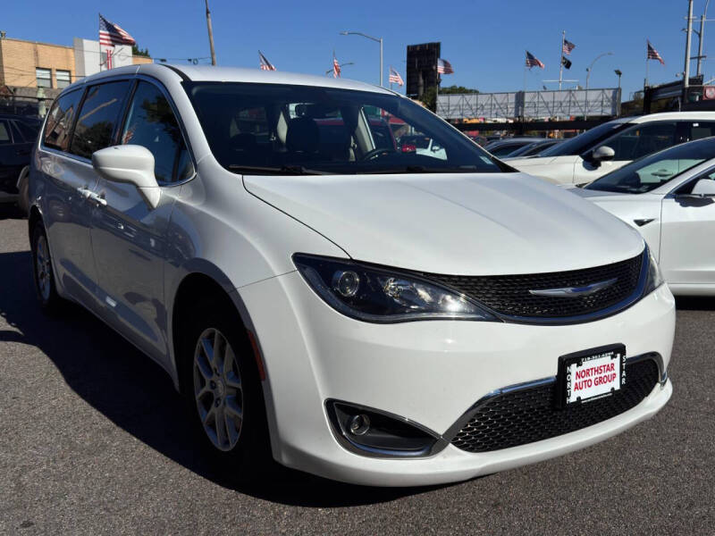 2020 Chrysler Pacifica Touring