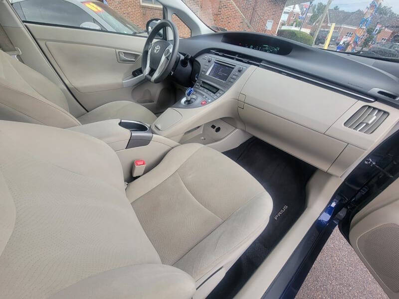 2013 Toyota Prius One