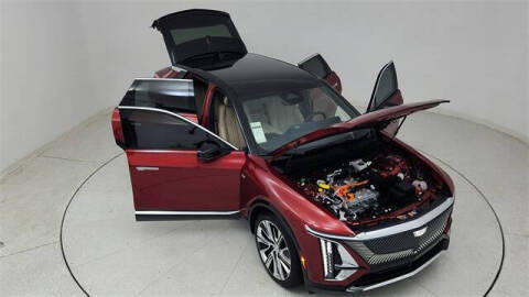 2025 Cadillac LYRIQ Luxury 3