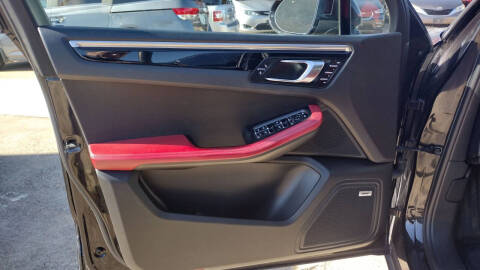 2016 Porsche Macan S