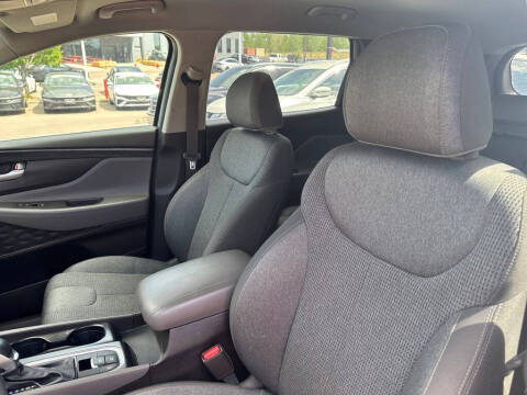 2019 Hyundai Santa Fe SE 2.4L