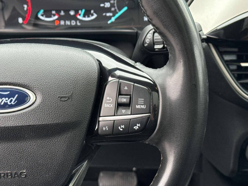 2022 Ford Escape SEL