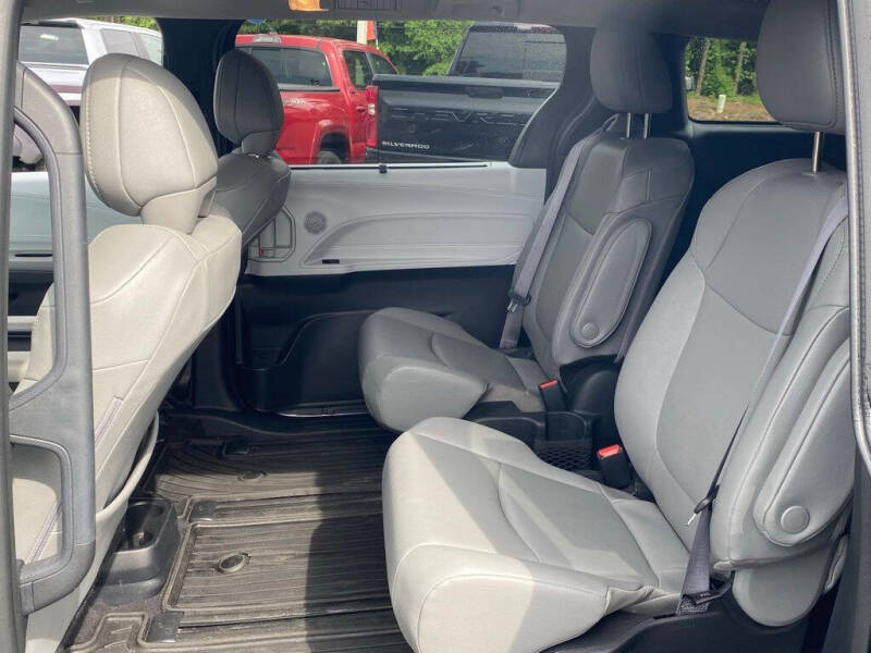 2025 Toyota Sienna