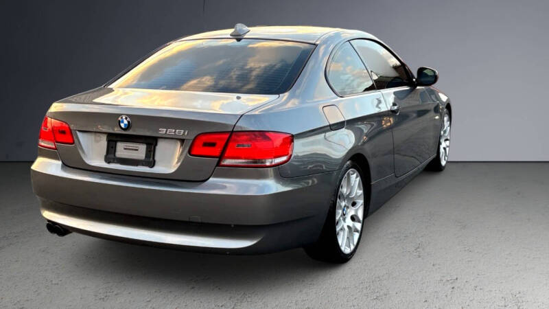 2010 BMW 3 Series 328i