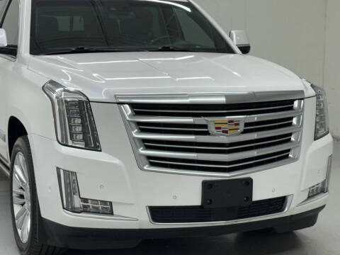 2019 Cadillac Escalade Platinum