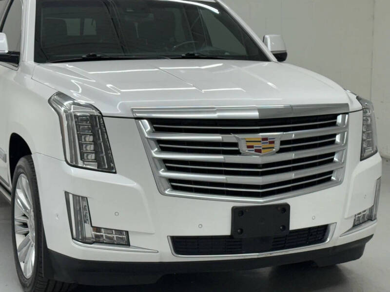 2019 Cadillac Escalade Platinum
