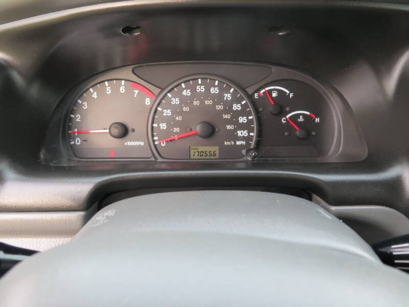 2001 Chevrolet Tracker ZR2