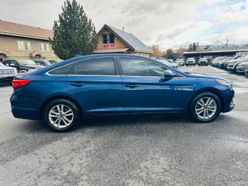 2015 Hyundai Sonata SE photo 8