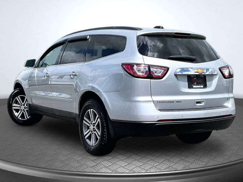 2017 Chevrolet Traverse LT