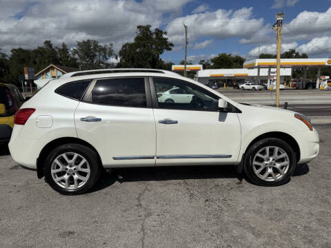 2013 Nissan Rogue SV w/SL Package