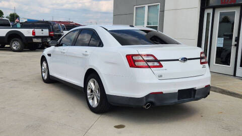 2014 Ford Taurus SEL