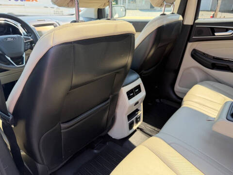 2018 Ford Edge Titanium