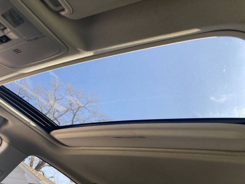 2017 Toyota RAV4 Hybrid LE Plus