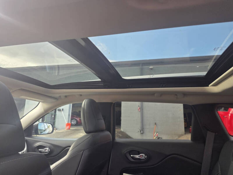2018 Jeep Cherokee Latitude Plus