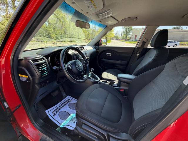 2017 Kia Soul +