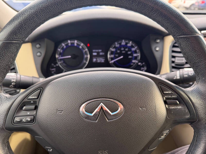 2017 INFINITI QX50 Base - Photo 22
