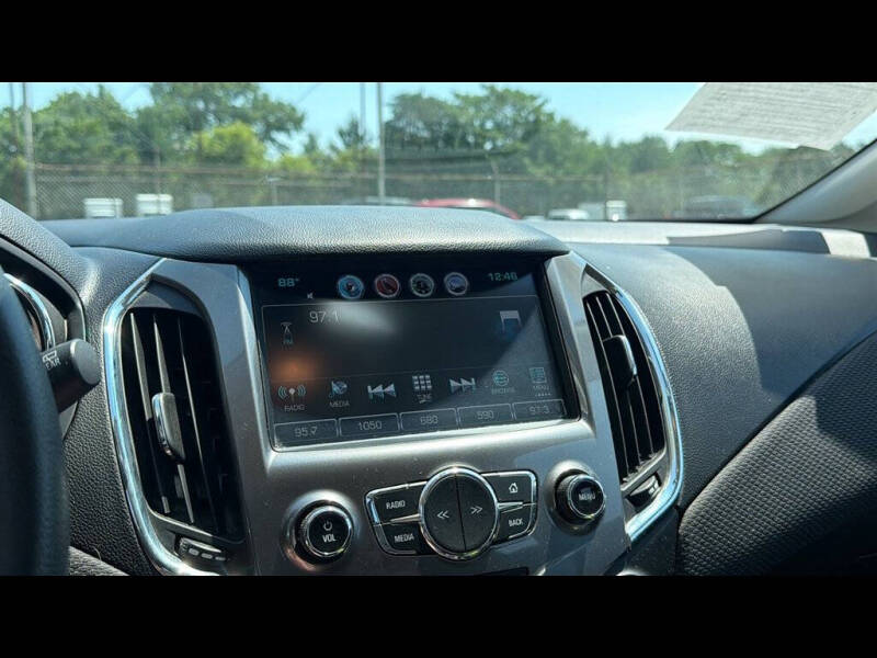 2017 Chevrolet Cruze LT Auto