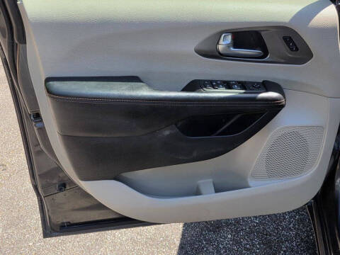 2020 Chrysler Pacifica Touring L