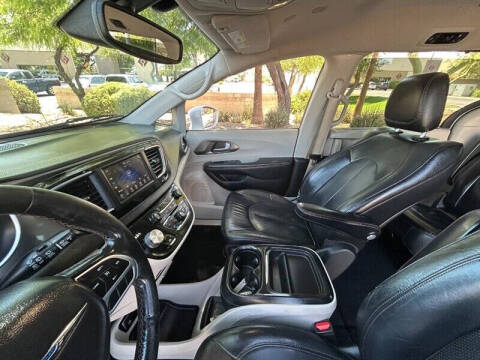 2020 Chrysler Pacifica Touring L