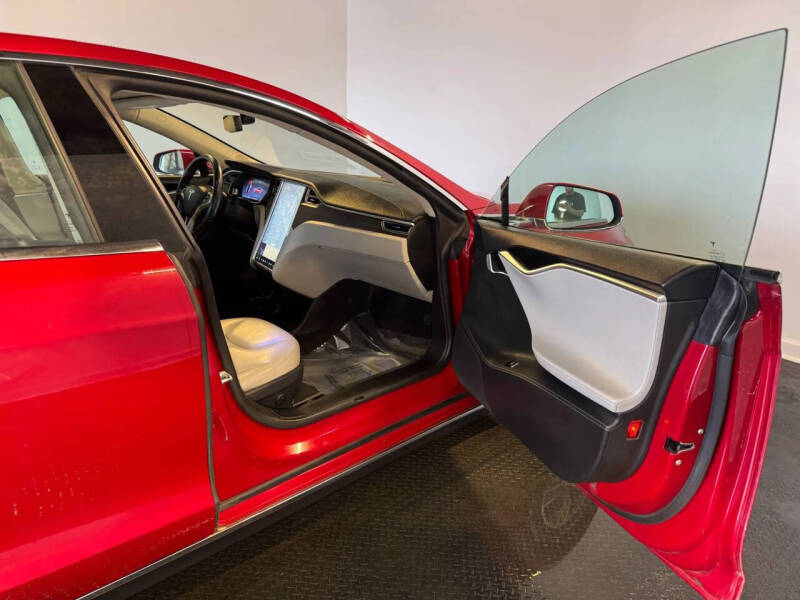 2014 Tesla Model S